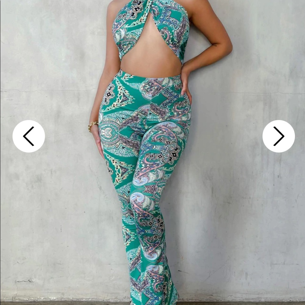Two piece set